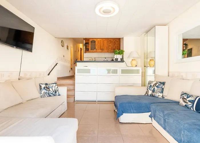 Sunny Oasis Getaway Apartamento