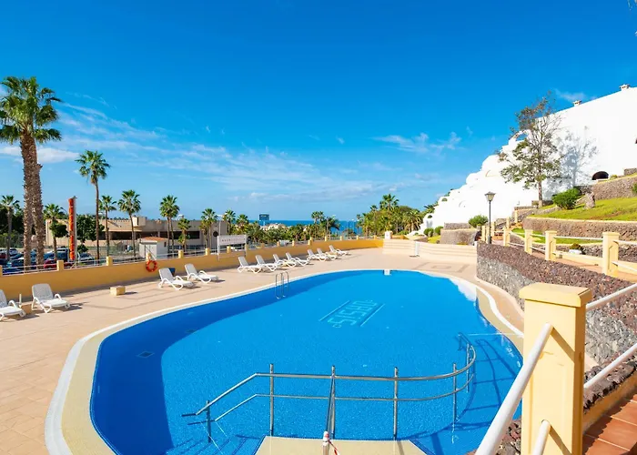 דירה Sunny Oasis Getaway